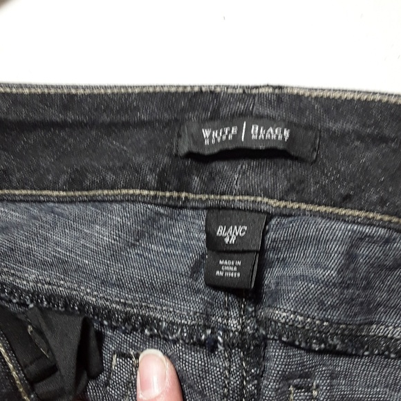 WHBM blanc dark gray wash flare size 4 jeans - Picture 4 of 4